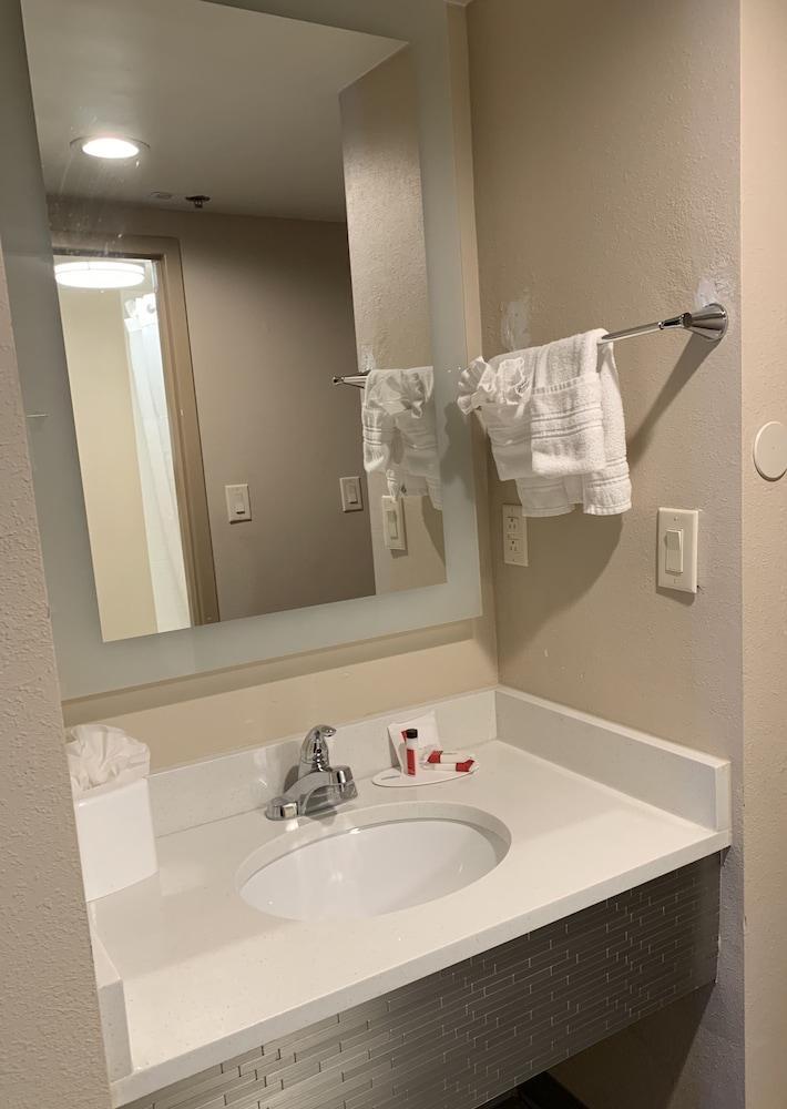 Days Inn By Wyndham Horsham Philadelphia Ngoại thất bức ảnh