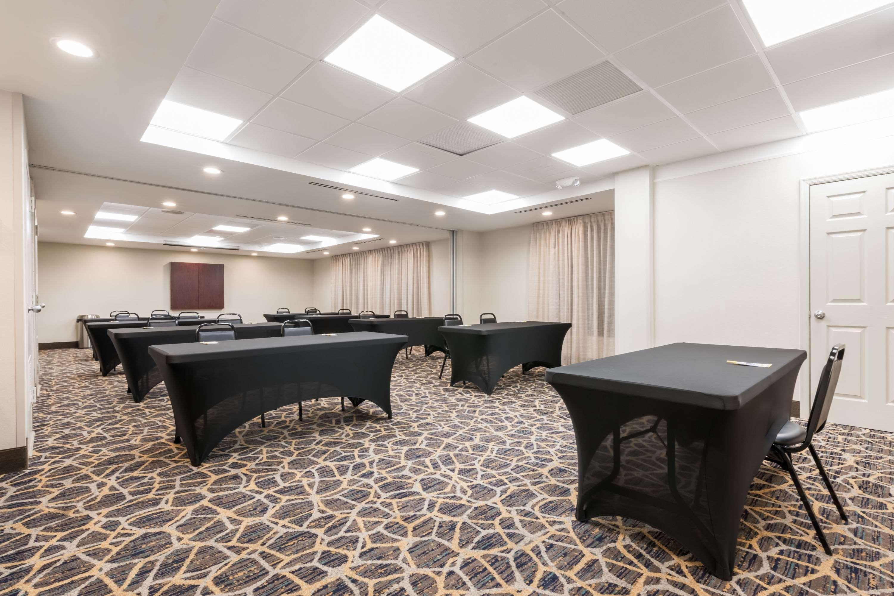 Days Inn By Wyndham Horsham Philadelphia Ngoại thất bức ảnh