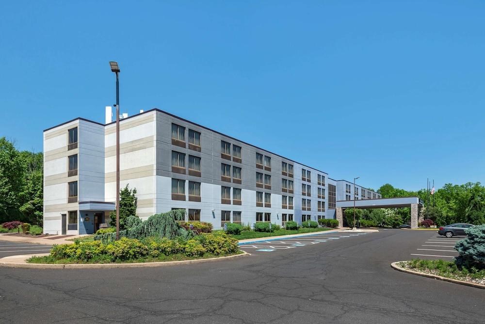 Days Inn By Wyndham Horsham Philadelphia Ngoại thất bức ảnh