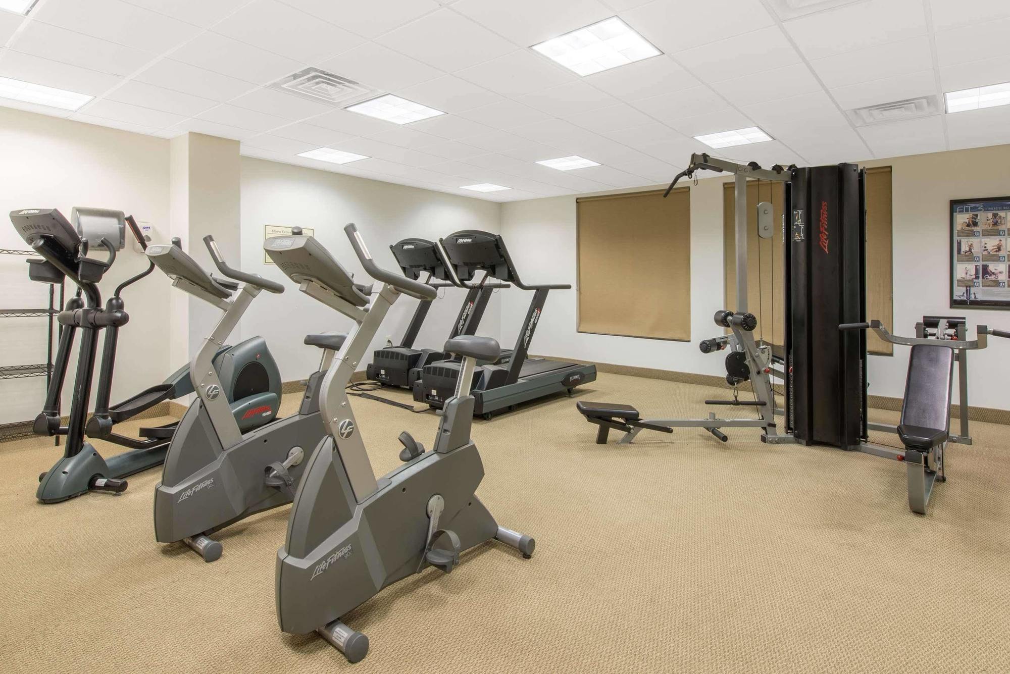 Days Inn By Wyndham Horsham Philadelphia Ngoại thất bức ảnh