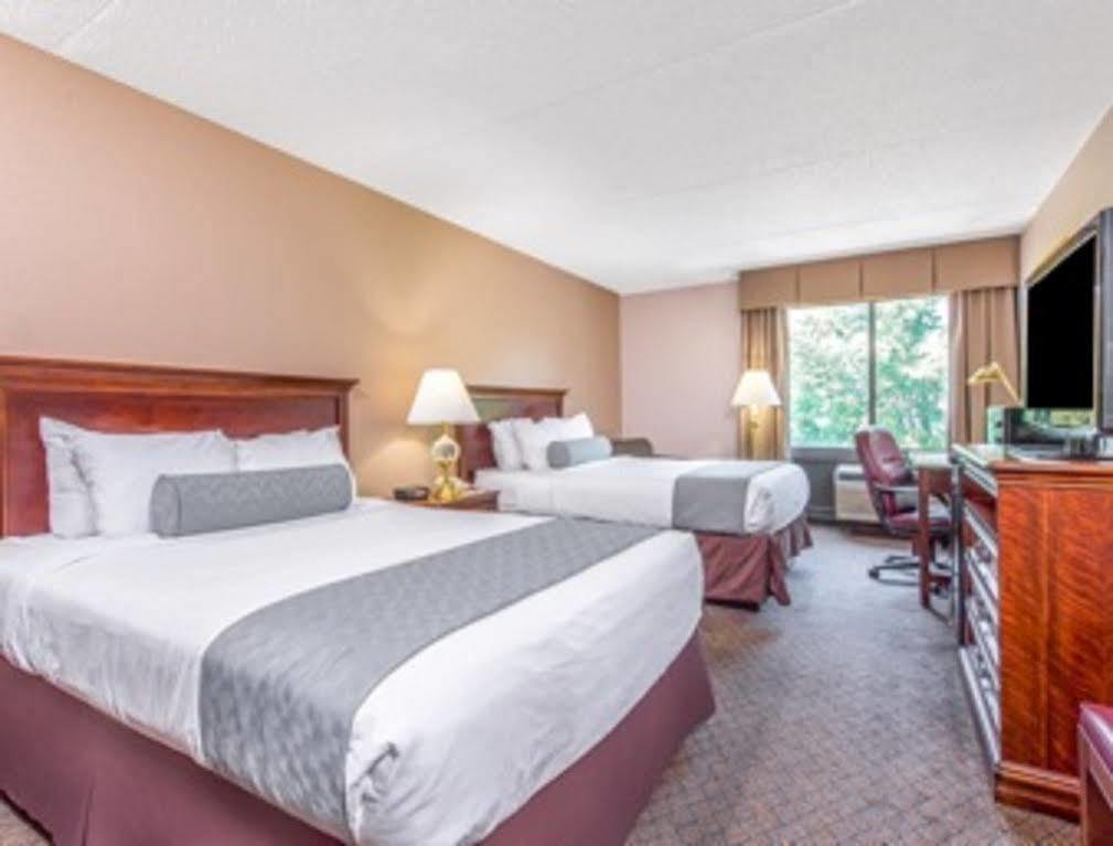 Days Inn By Wyndham Horsham Philadelphia Ngoại thất bức ảnh