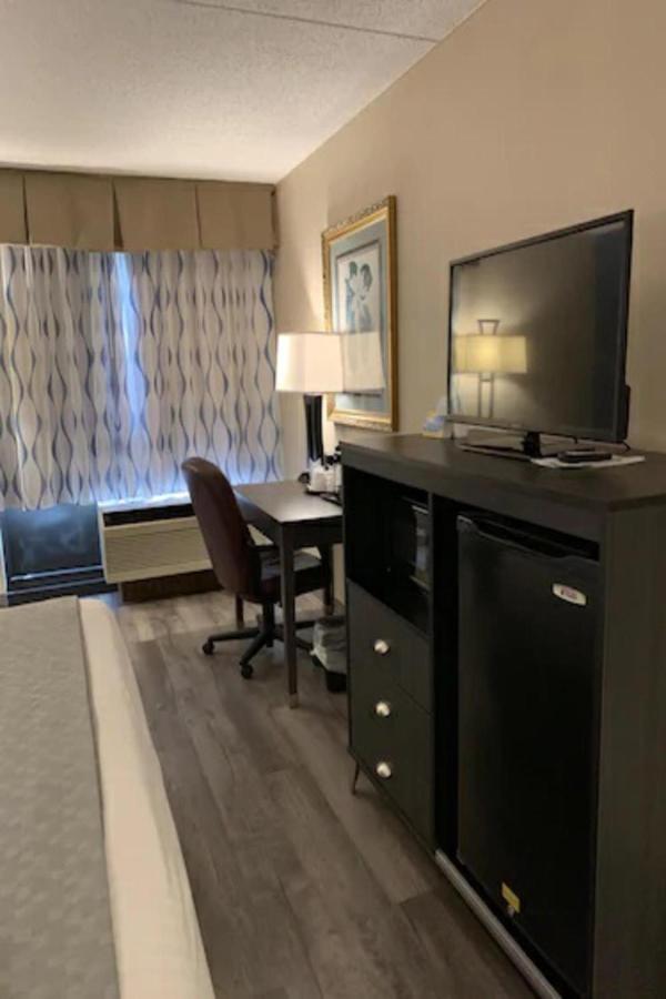 Days Inn By Wyndham Horsham Philadelphia Ngoại thất bức ảnh